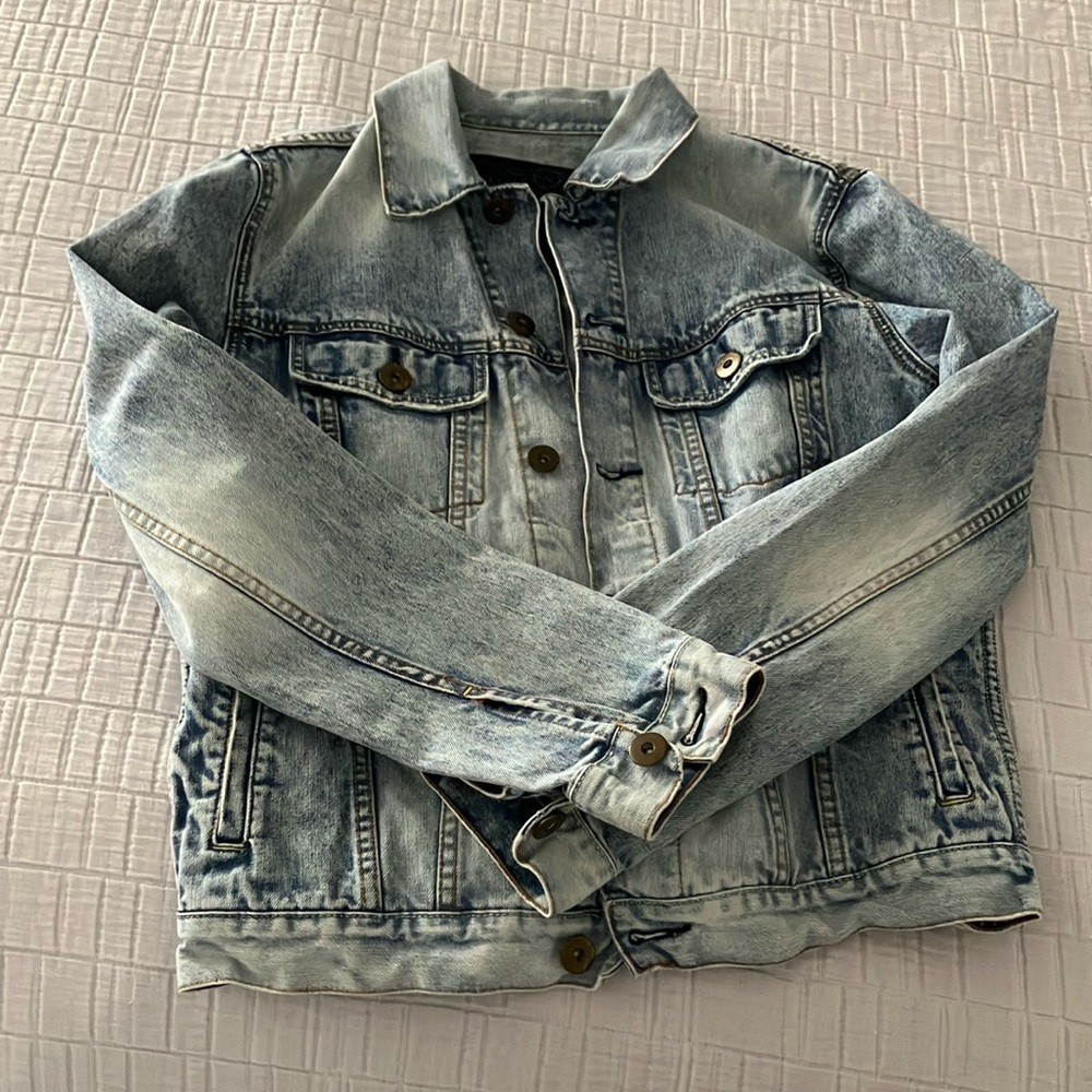 Legendary Goods vintage light wash jean jacket